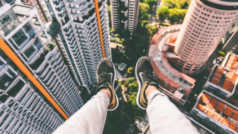 Why Should You Avoid Cricbet99 Download Apk Mod Versions?